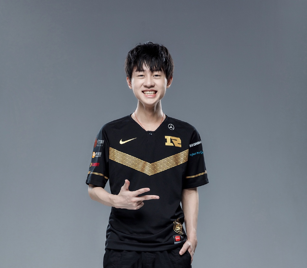 九游-Uzi新星回归赛场表现惊艳，勇士未来可期！的简单介绍